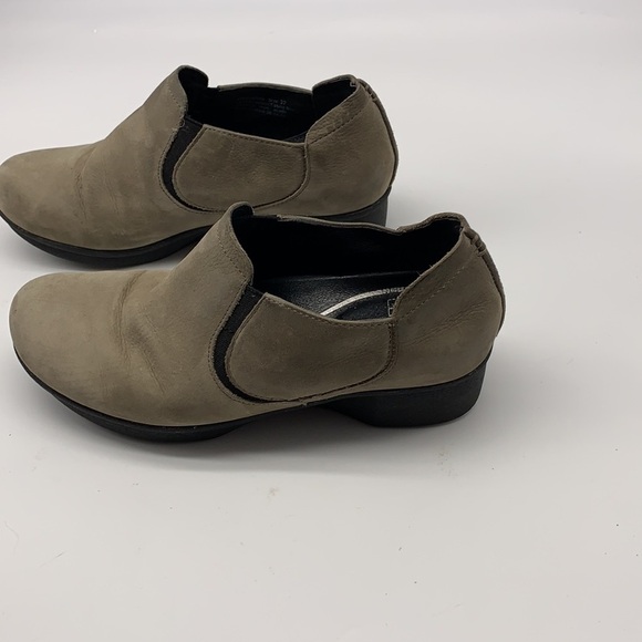 Dansko Grey Suede slip on shoes size 6.5 (Euro 37) - Picture 5 of 11